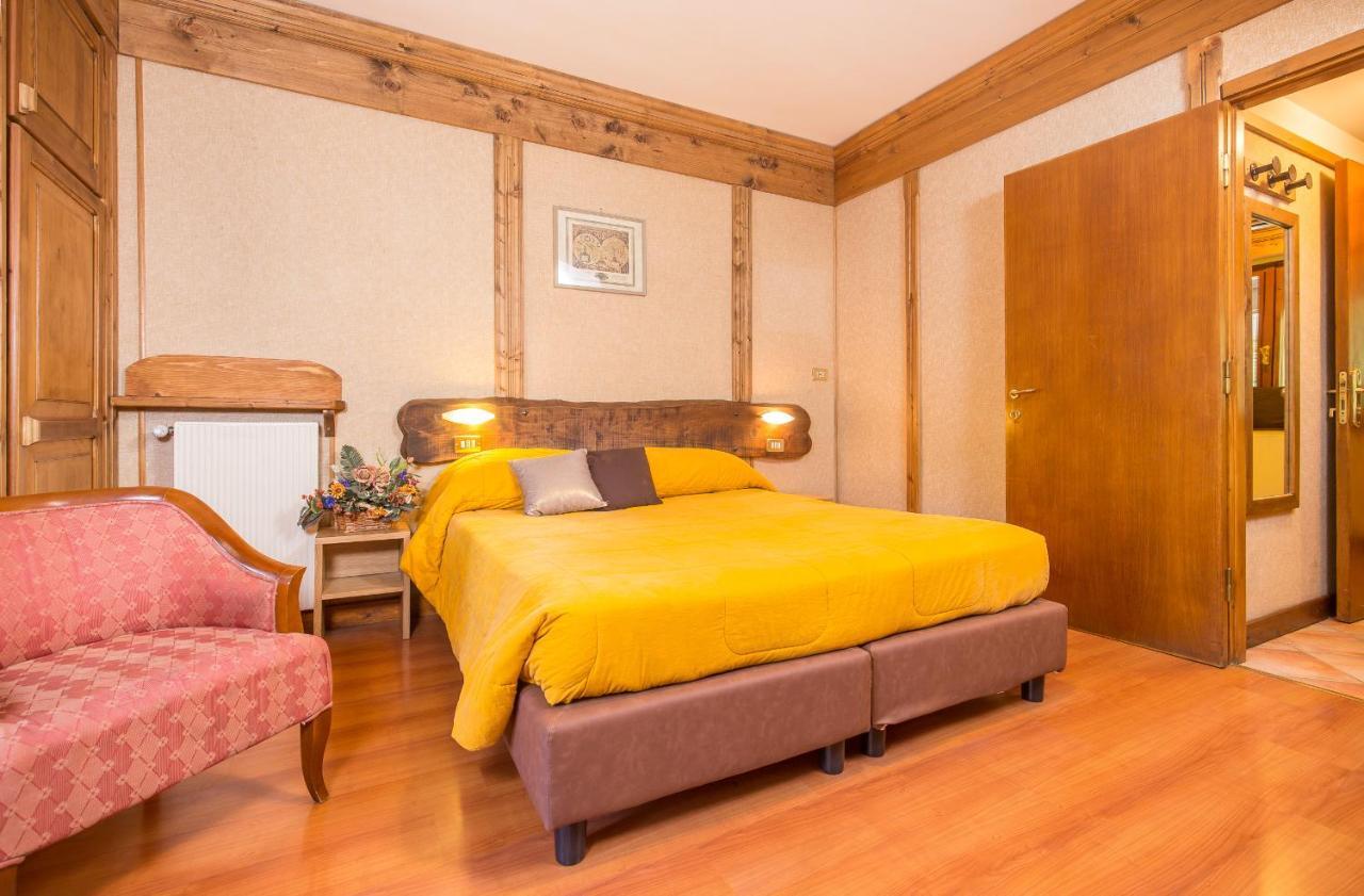 Hotel Togo Palace טרמינילו מראה חיצוני תמונה